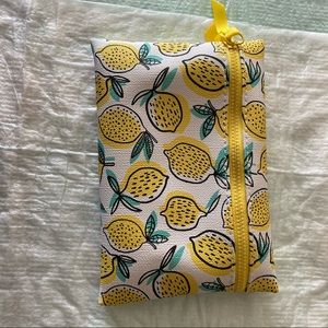 Ipsy Lemon makeup bag